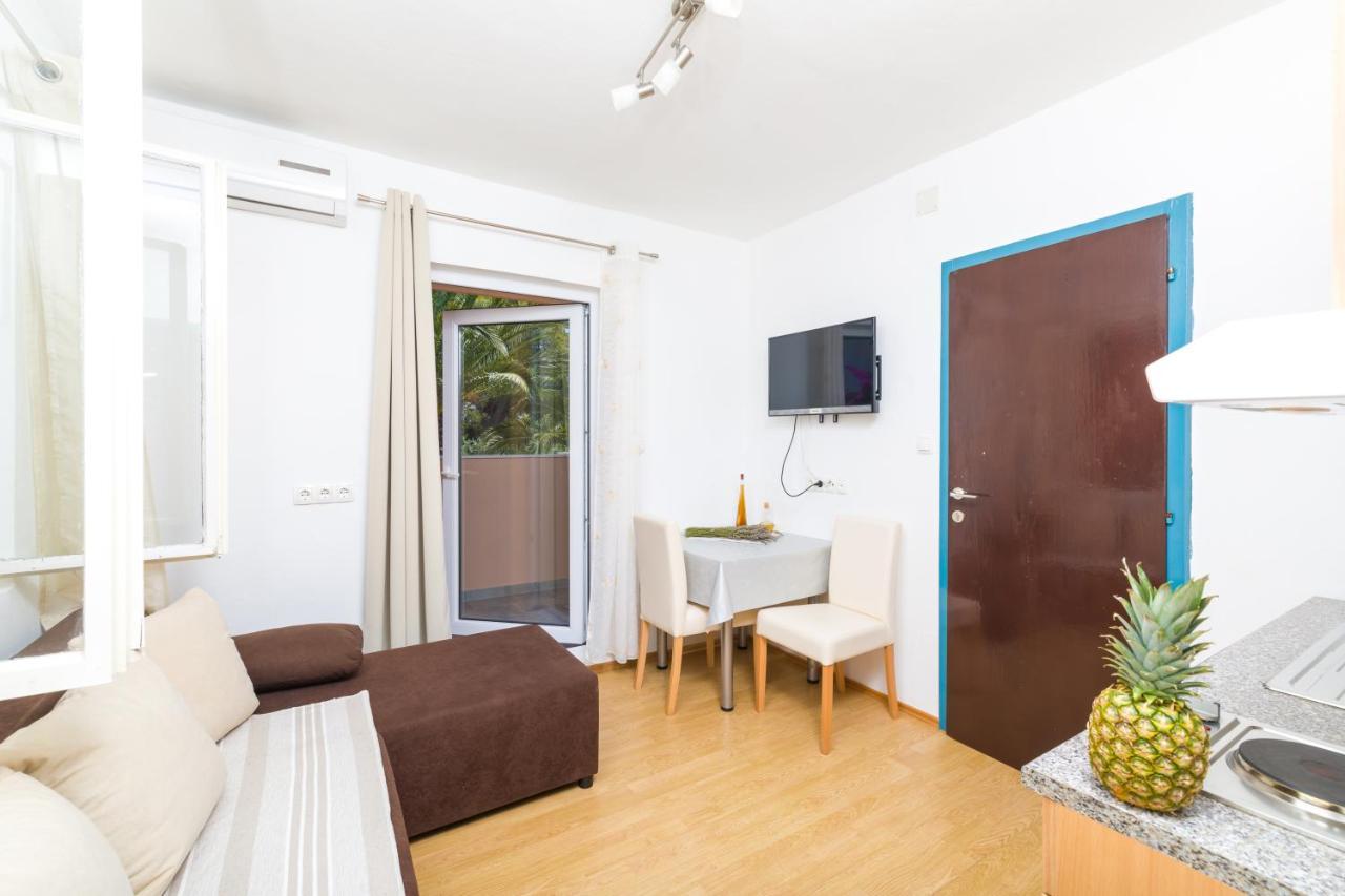 Guest House Marinna Vrboska Exterior foto
